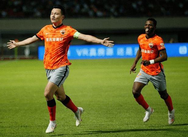 大争议！陈国豪因“回避条款”无缘战旧主首次交锋只打一节下场