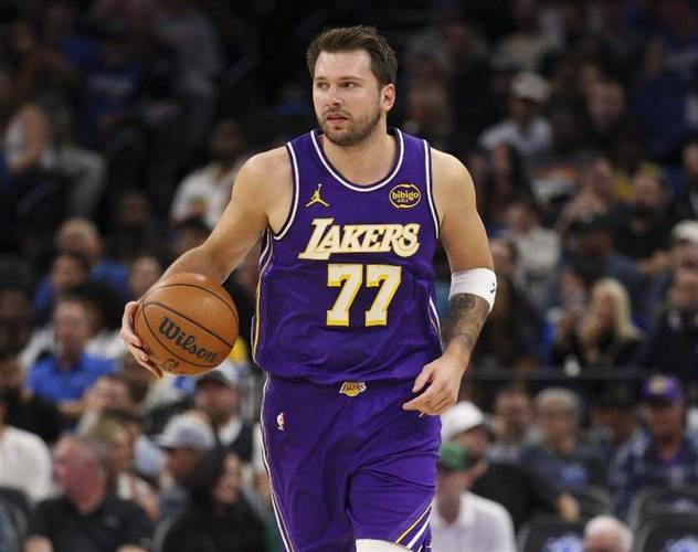 不到一年半！东契奇湖人生涯第18场40+追平詹姆斯并列队史第6