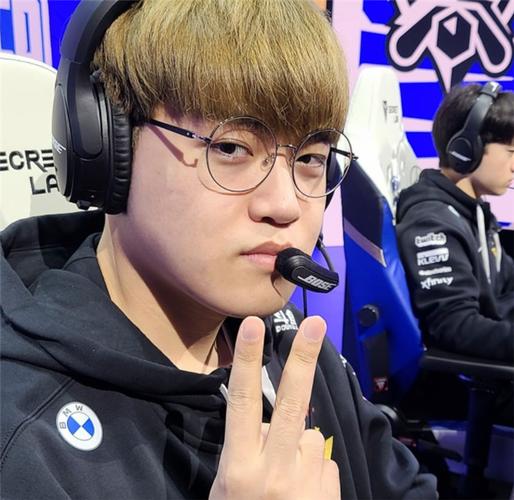 Gumayusi：兄弟姐妹的平均段位是钻石我期盼像Bang一样生活