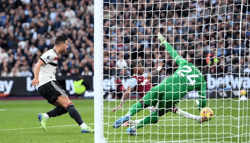 鲍文：日本队的实力非常强，接下来要全力帮助西汉姆联保级